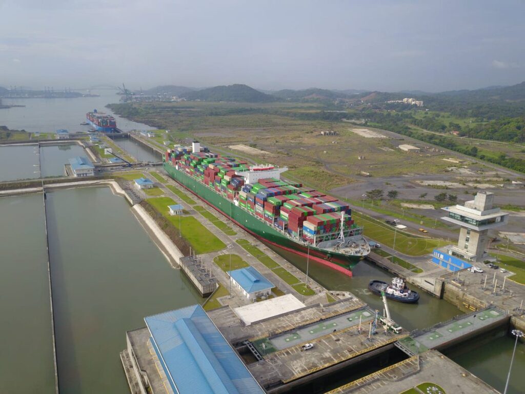 Ограничения в Панамском канале из-за засухи